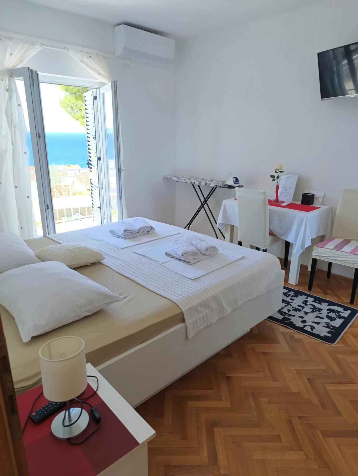 Milka Apartments Makarska Exterior photo