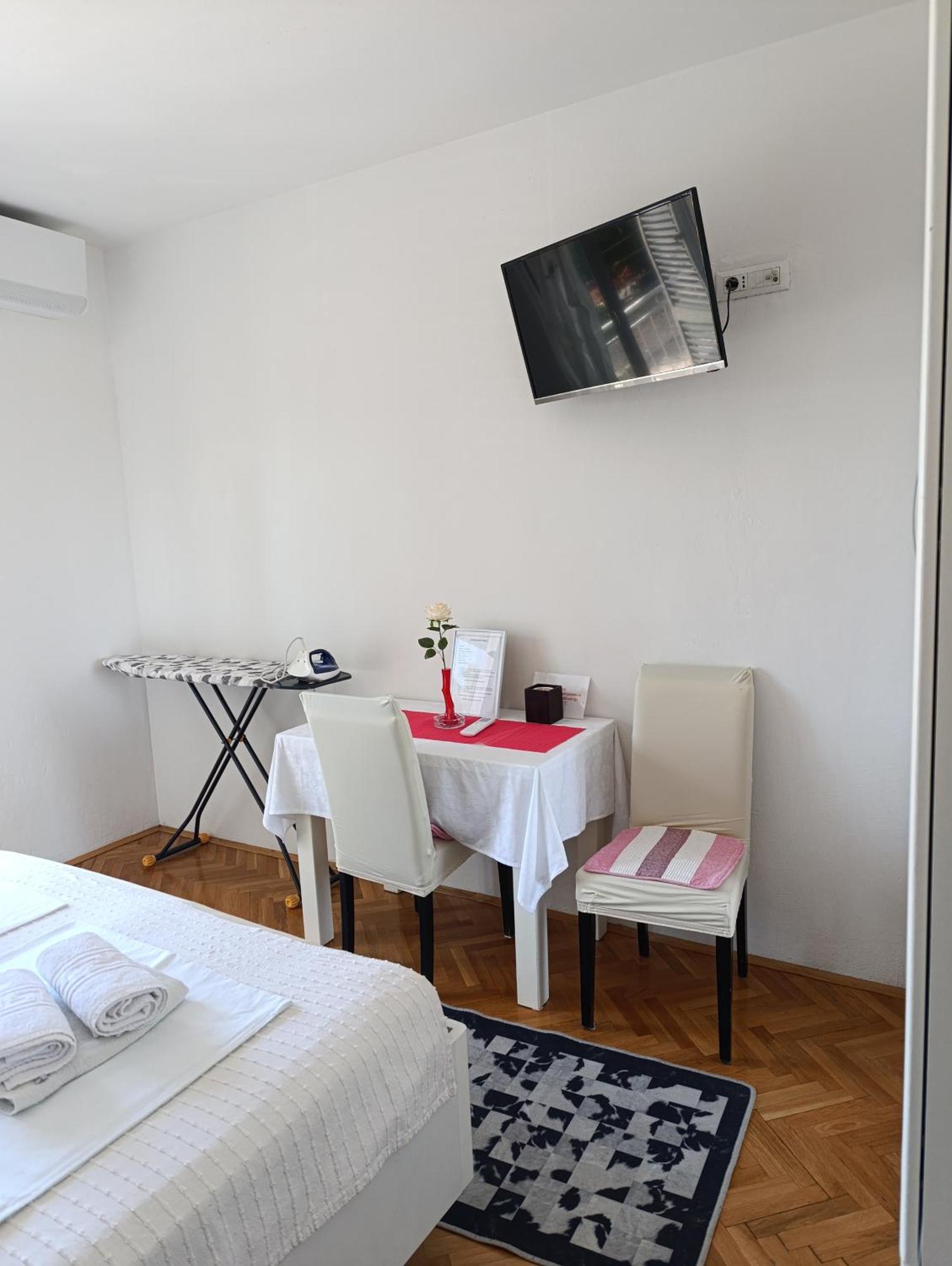 Milka Apartments Makarska Exterior photo